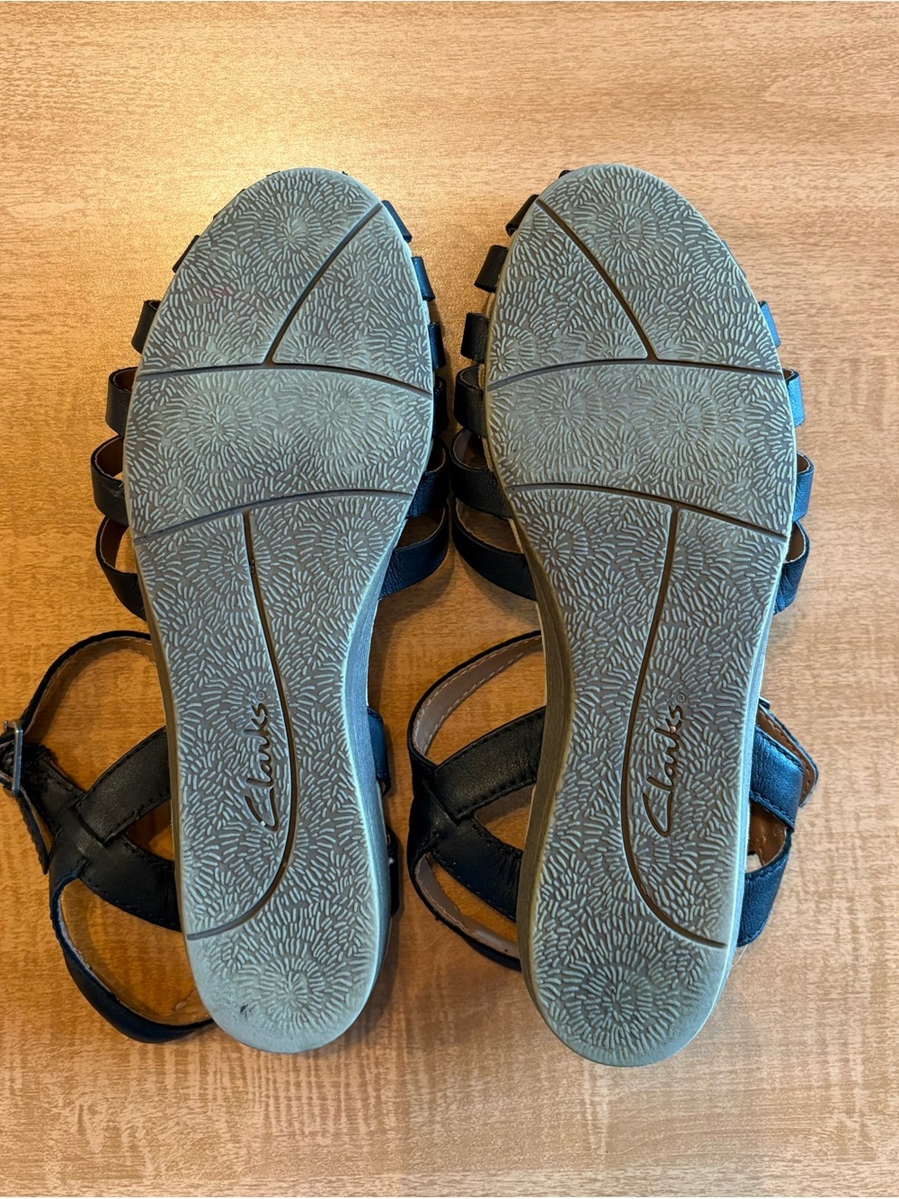 Clarks Women's Jaina Woven Strappy Sandals - Picture 3 of 9